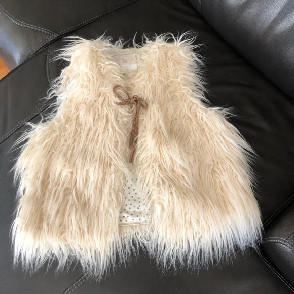 Anthropologie FirstFrost Vest Faux Fur By Hei Hei - Picture 2 of 6